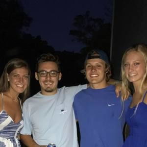 Meet your Posher, Sam