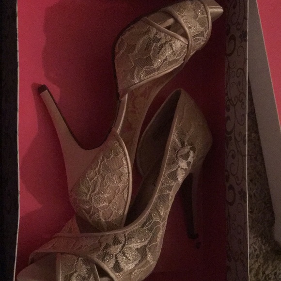 Prom Shoes - Picture 1 of 2