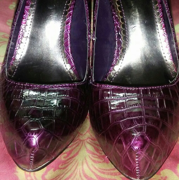 ✨Faux Purple Snake Skin Heels - Picture 3 of 6