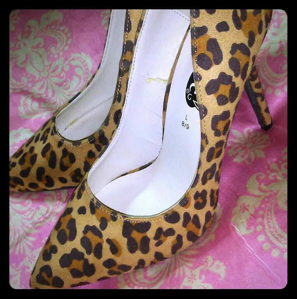 *Sexy Rue21 Cheetah Heels