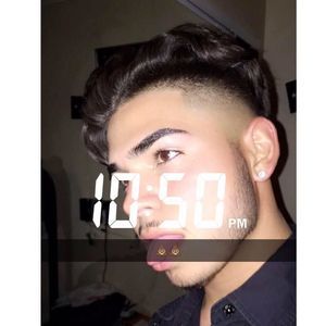 Meet your Posher, Luis