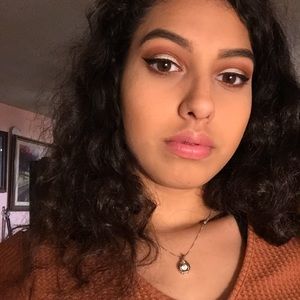 Meet your Posher, Diana