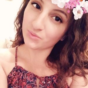 Meet your Posher, Graciela