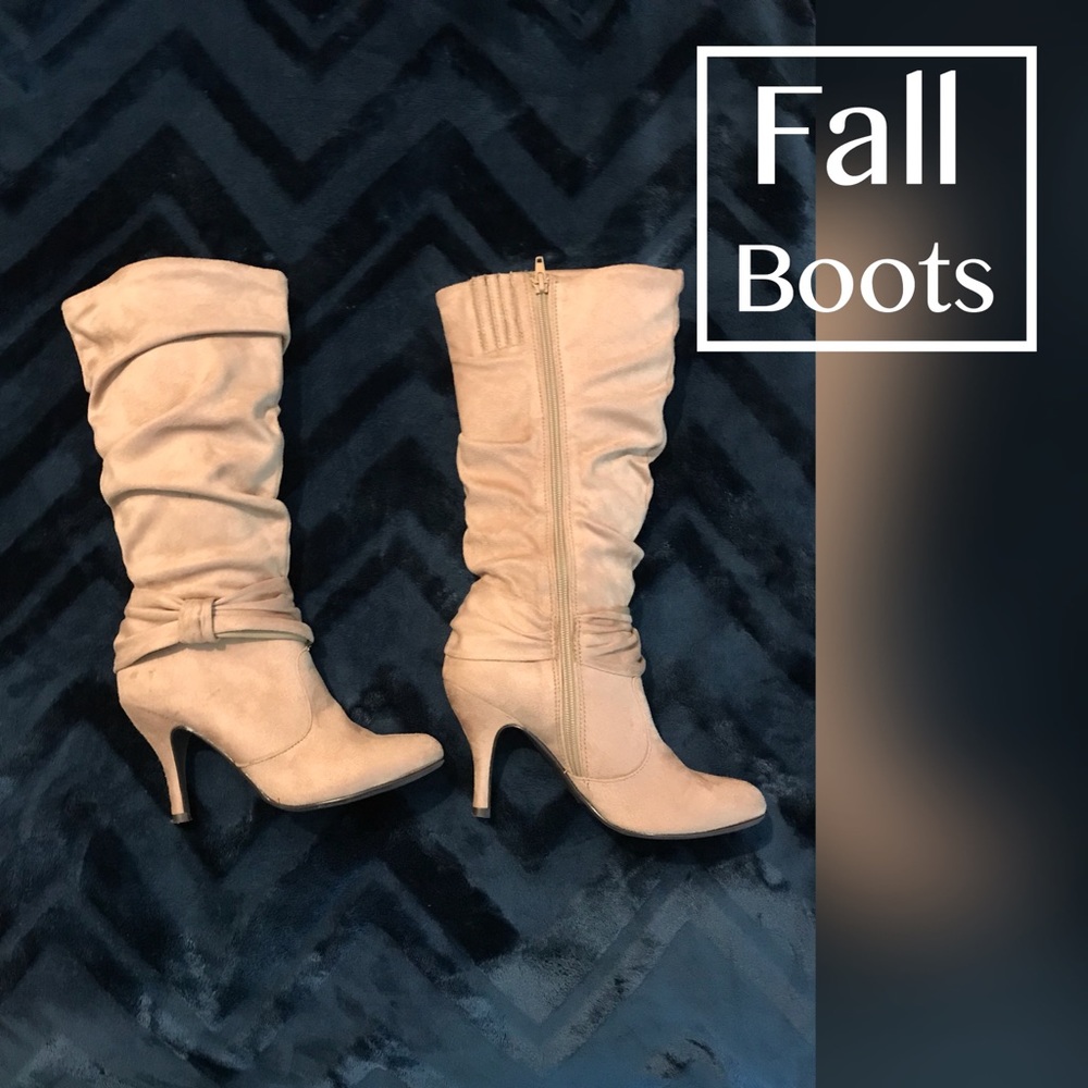 Boots SOLD ON MęRCARI