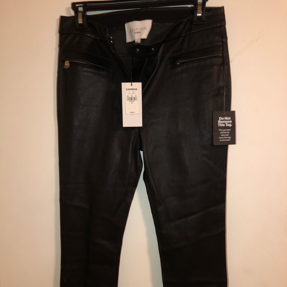 Express size 6 Authentic Leather pants