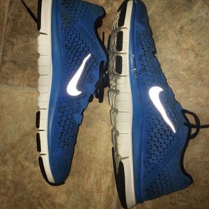 Nike running shoes 10.5