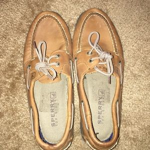 Sperry boat shoes