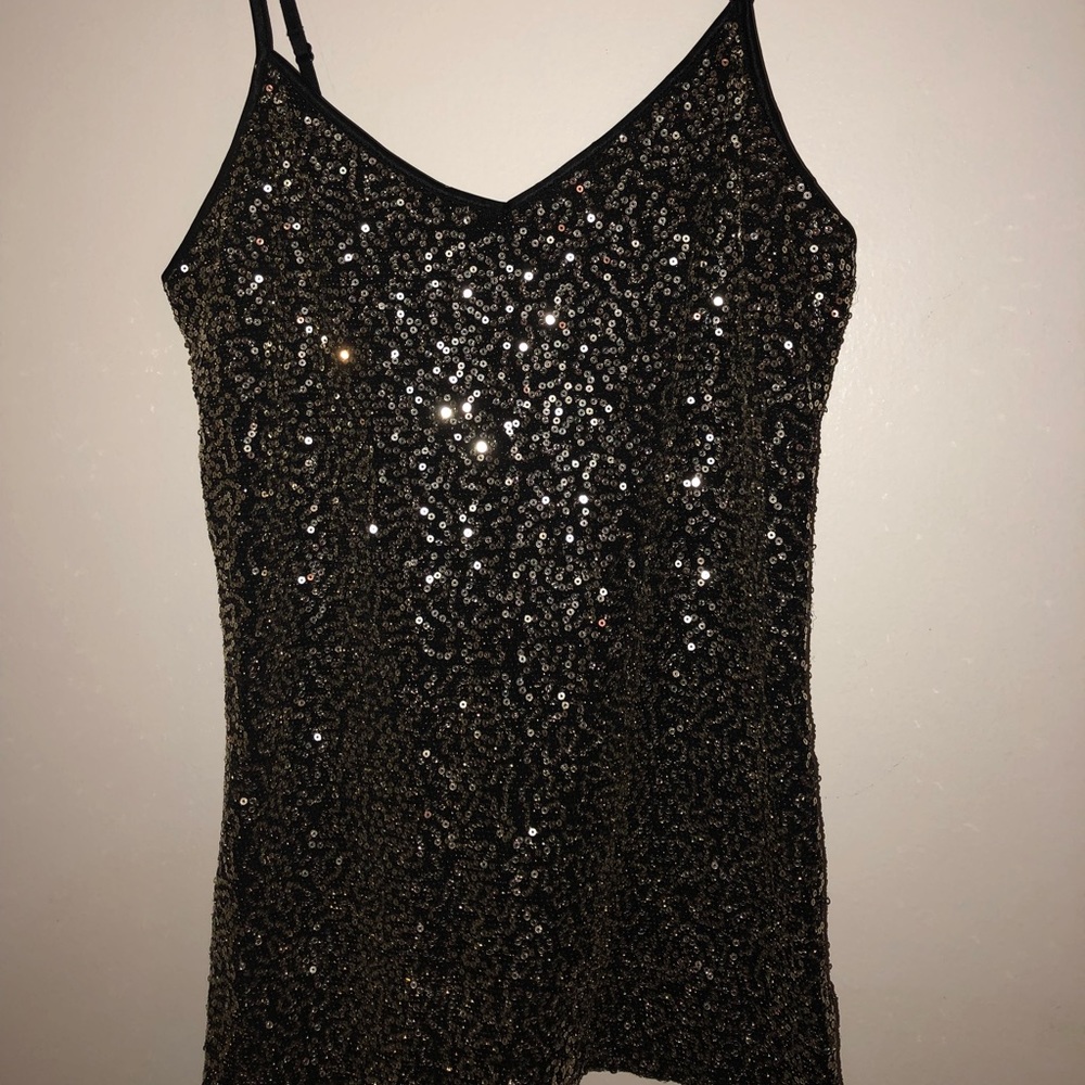 Express Top with gold embellishment size XS