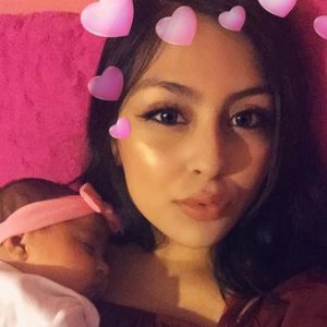 Meet your Posher, Anahi