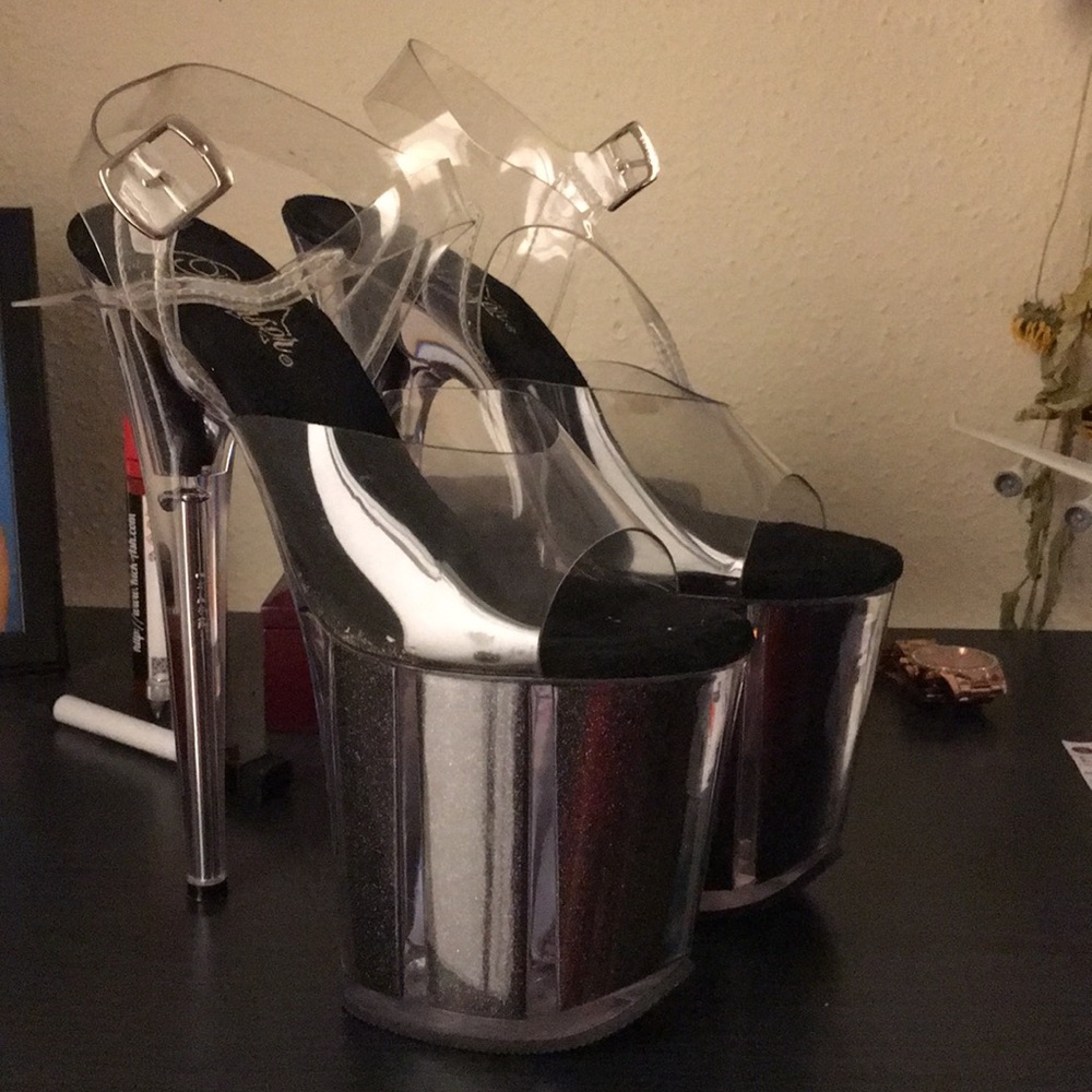 Pleaser Platform Sandal Size 7