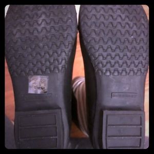 Authentic Burberry Check RainBoots. Size Women’s 8