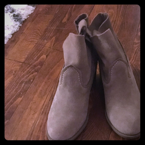 Booties - Picture 3 of 3