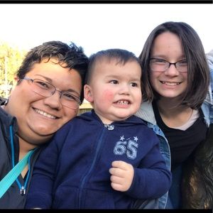 Meet your Posher, Leahandra