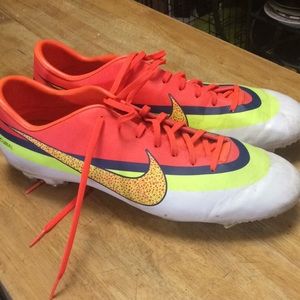 Men’s soccer cleats