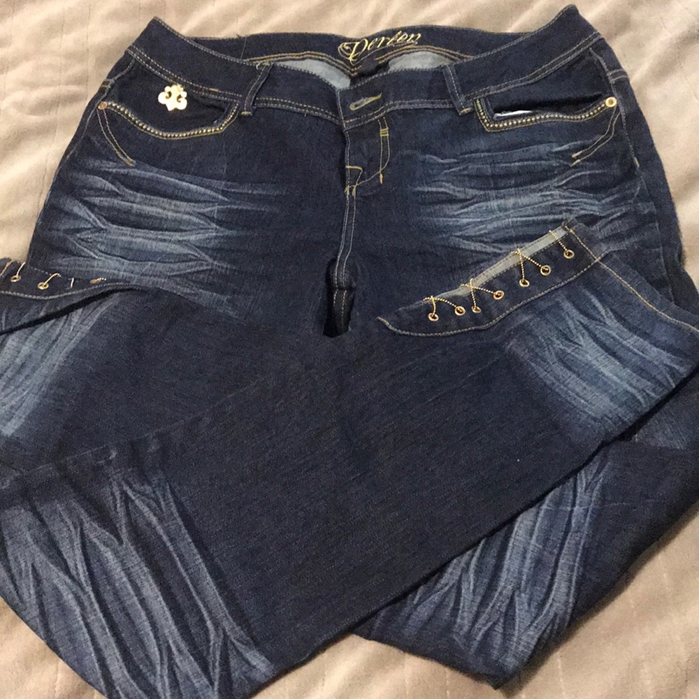 Dereon Jeans