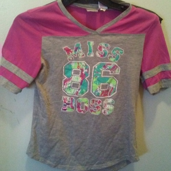 Sporty shirt - Picture 2 of 3