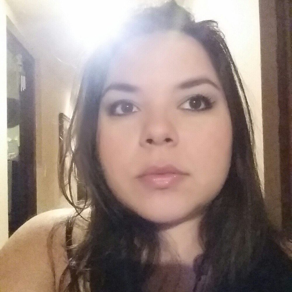 Meet your Posher, Cristina