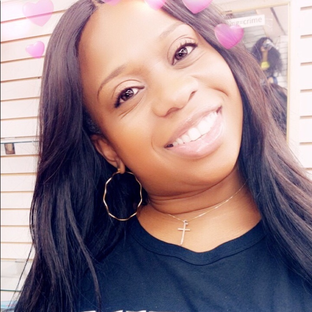 Meet your Posher, Shelly