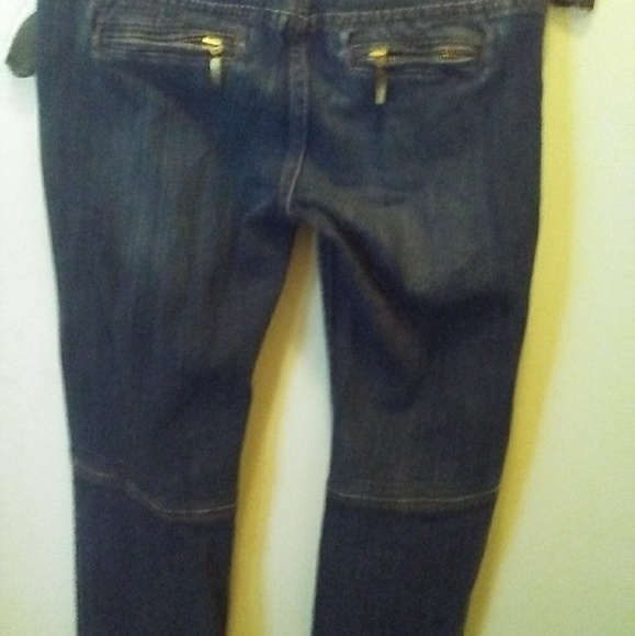 Jeans - Picture 3 of 3