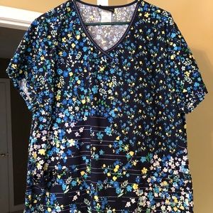 Cherokee Scrub Top