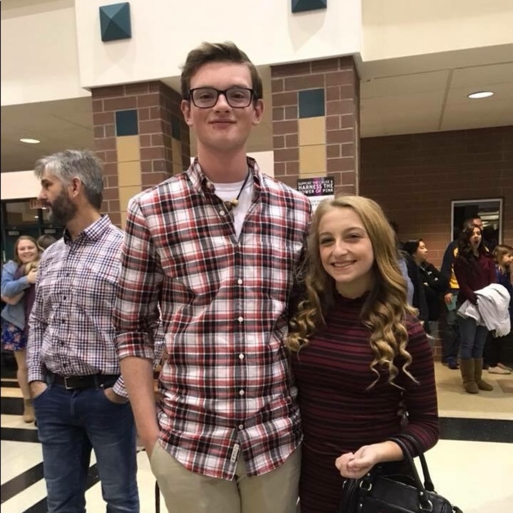 Meet your Posher, Elizabeth