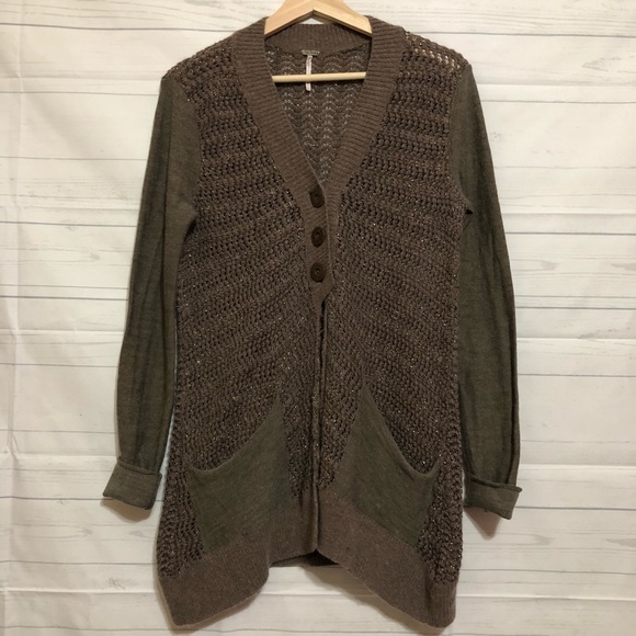 3 button cardigan