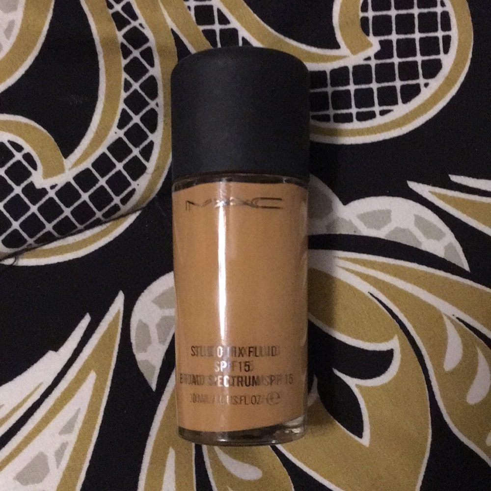 Mac Foundation NC44