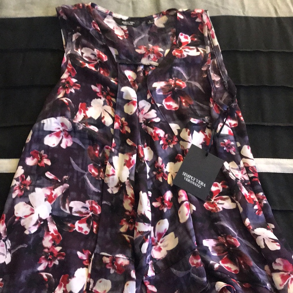 Vera Wang flowing blouse