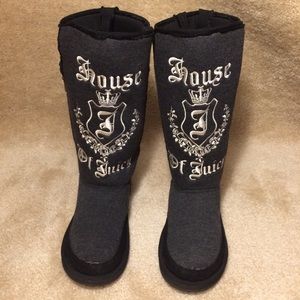 Womans Juicy Couture misty flannel boots