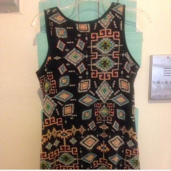 Tribal Print Dress - Picture 2 of 6