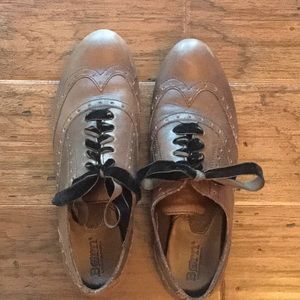 Born shoes