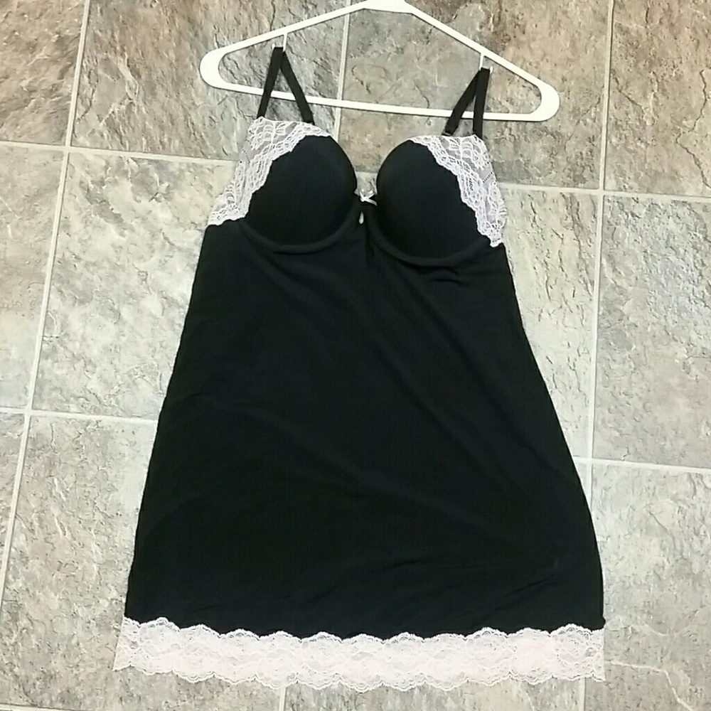Victoria's Secret slip!