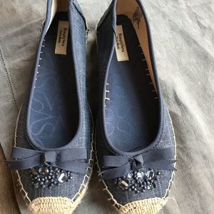 Simply Vera Wang Flats 6