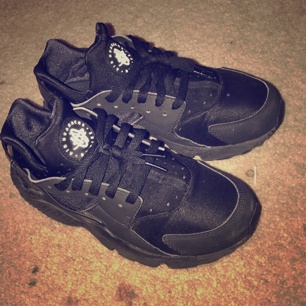 Nike Huaraches. 👟