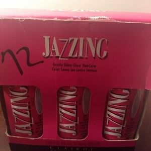Jazzing #72 by Clairol in Icicle