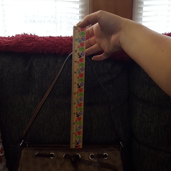 Dooney and Bourke bag - Picture 3 of 6