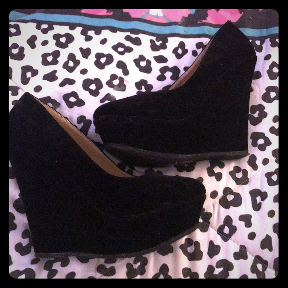 Black Wedge velvet heels size 9