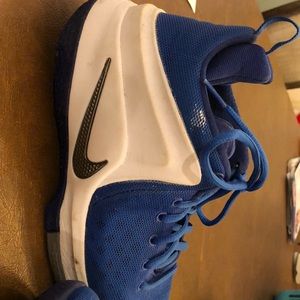 Nike Lebron Youth Zoom