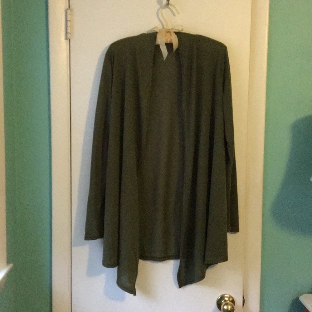 Long sleeve sweater