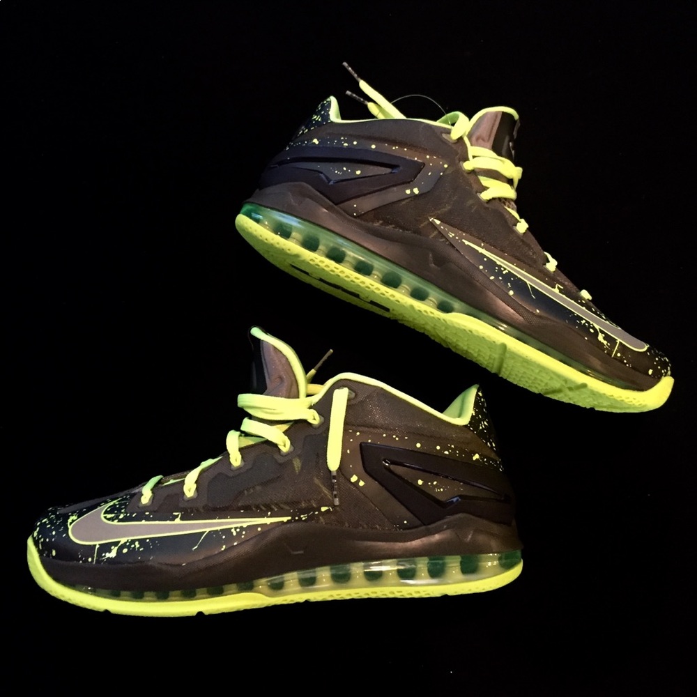 NIKE LEBRON XI MAX LOW (DUNKMAN)