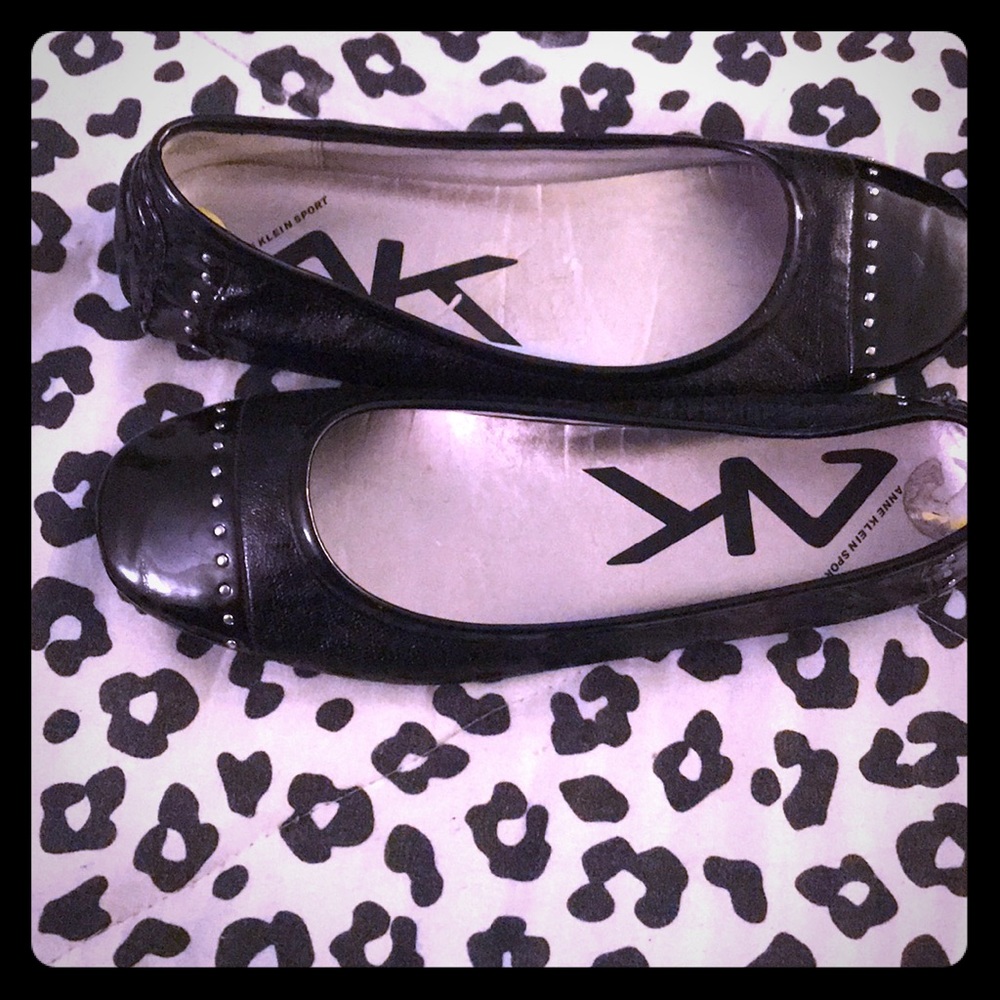 Anne Klein Flats size 9