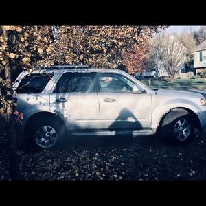 Meet your Posher, Dee