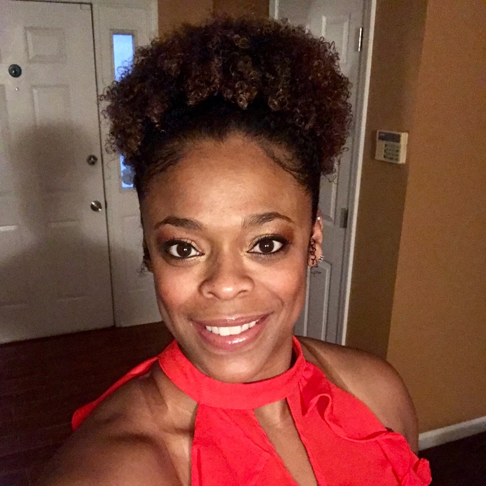 Meet your Posher, Latosha