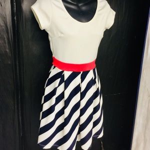 New Charlotte Russe ivory/pink/navy dress (size:M)