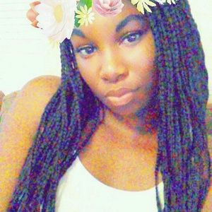 Meet your Posher, Jonessia