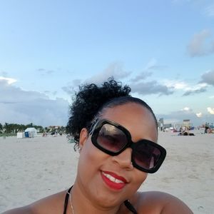 Meet your Posher, Shelly