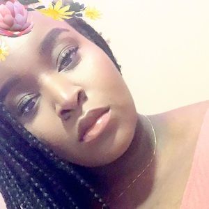 Meet your Posher, Brianna