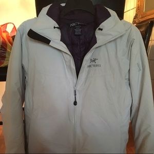 NWOT Arc'teryx winter / ski / snow jacket sz 12/14