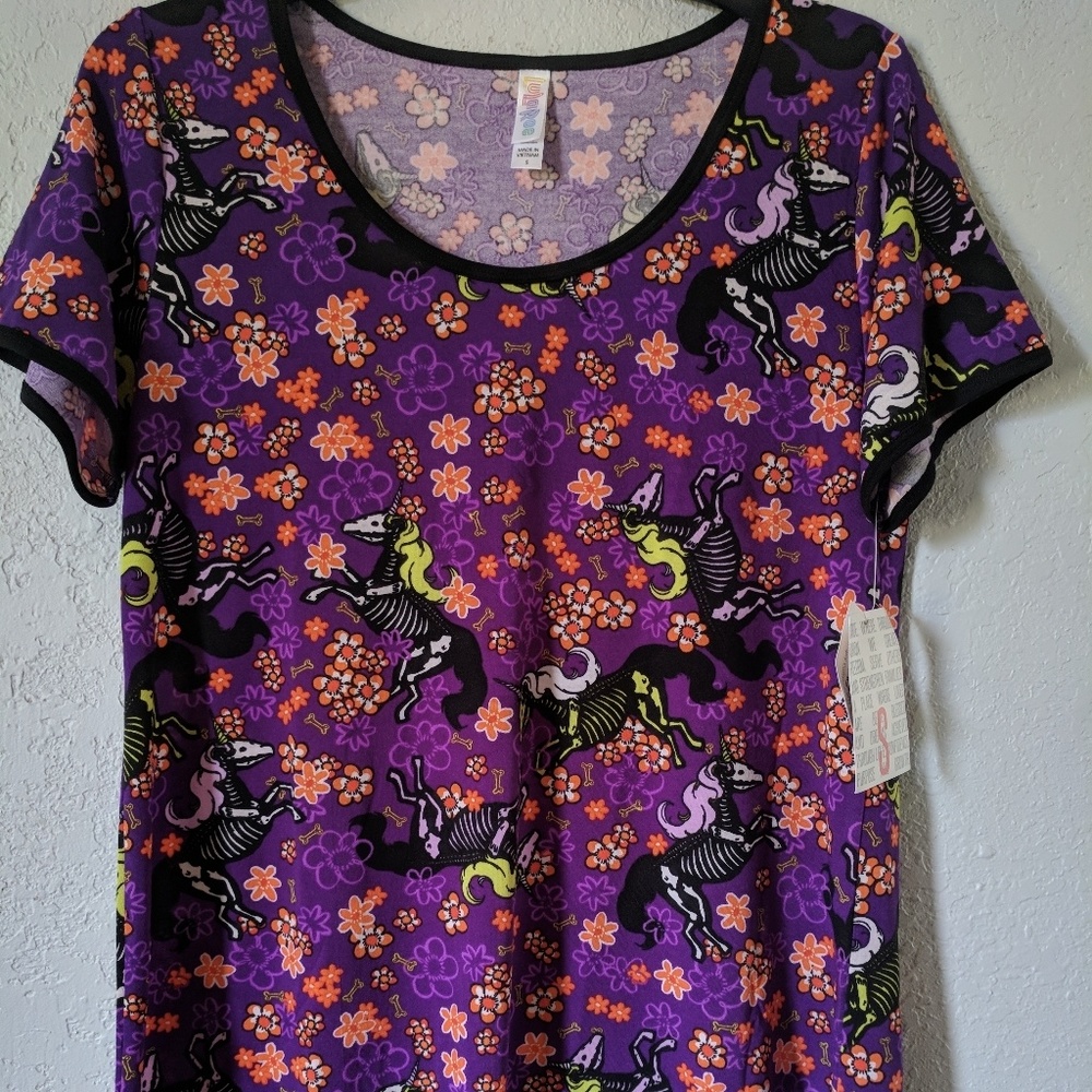 FINAL PRICE DROP! NWT! RARE! Unicorn Skeleton Tee