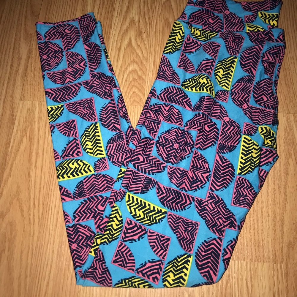 One size LuLaRoe leggings